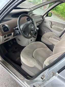 Citroen xara Picasso - 11