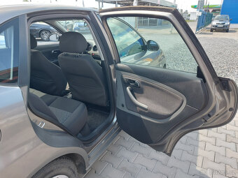 Seat Cordoba 1,9 TDI Signo/ČR/KLIMA/TAŽNÉ ZAŘ/ - 11