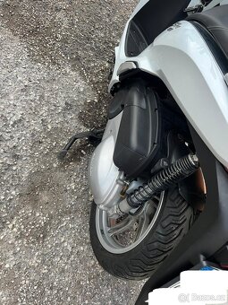 Honda SH 300i (2017) TOP stav - 11