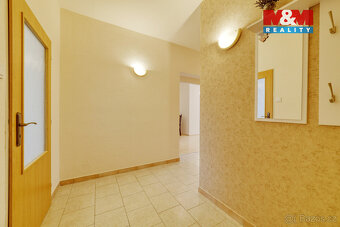 Pronájem bytu 3+1 v Mariánských Lázních, ul. Stavbařů - 11