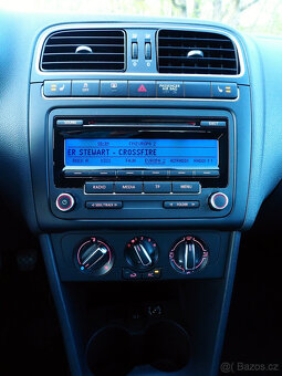Volkswagen Polo V 1.4 63 kW - - - TOP výbava - 11