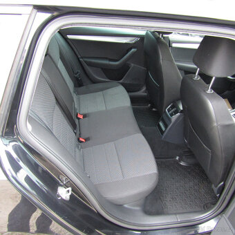 Škoda Octavia III combi, 2,0TDi 110kw, 4x4, NAJETO 184 tkm - 11