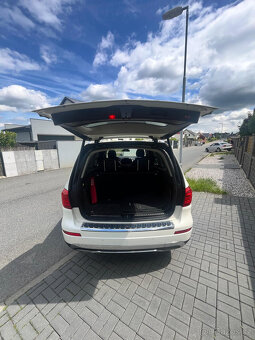 MERCEDES BENZ GL 350CDi 4MATIC ČR - 11