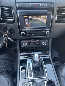 Volkswagen Touareg 3.0tdi facelift webasto pano ťažné - 11