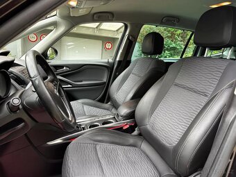 Opel Zafira C 2.0 CDTI 7 míst Kůže Navi Xenony 1. maj v ČR - 11
