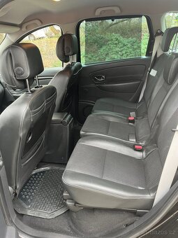 Renault Grand Scenic Bose - 11