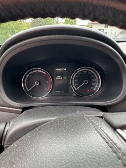 Mitsubishi L200,  2.3 DI-D, 4WD, havarované - 11