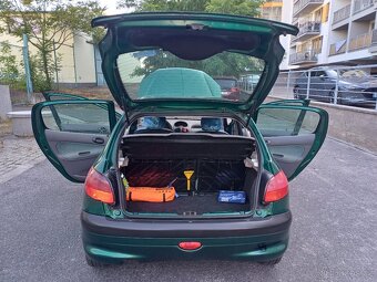 Peugeot 206 1.4hdi nafta R.2003 stk 2026/11 - 11