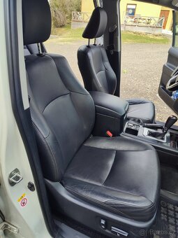 Toyota land cruiser 2,8 model executive plus - 11