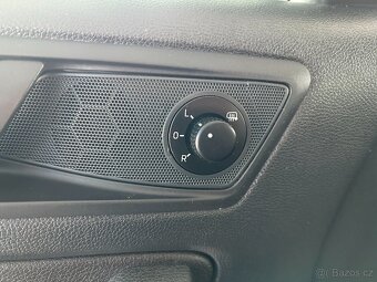 Škoda Yeti 2.0 TDI 81 kW,TAŽNÉ,SERVISKA - 11