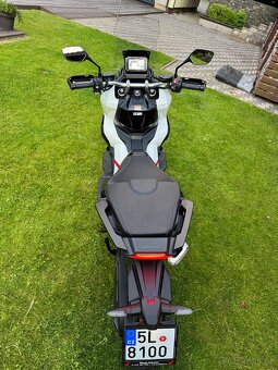 Honda x ADV 750 - 11