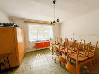 Prodej rodinného domu se dvěmi bytovými jednotkami, 246 m2 - - 11