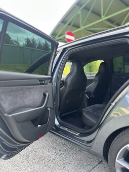 Škoda Superb 3 combi Sportline - 11