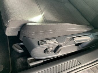 VW PASSAT B8 FACELIFT 110KW DSG •Business•IQ MATRIX LED• - 11