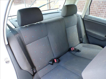 Volkswagen Polo 1,2 i BASIS-Hned odjíždíte - 11