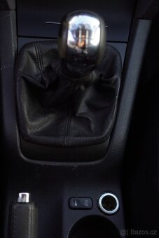 Prodám vozidlo Škoda Octavia 2 Combi 1.9Tdi 77kw. - 11