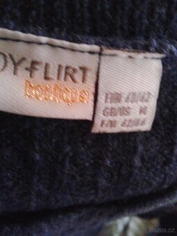 Krásné pletené šaty 40/42 - 11