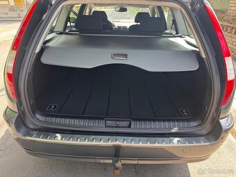 Ford Mondeo 2.0TDCI 96Kw Ghia - Tažný - 11