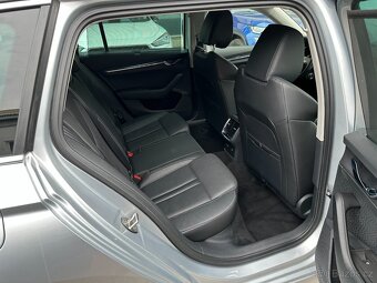Škoda Octavia 4 iV Style 1.4TSI 150kW DSG 60tkm Webasto DCC - 11