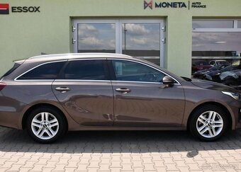 Kia Cee´d 1.6CRDi TAŽNÉ A/T ČR KAMERA - 11
