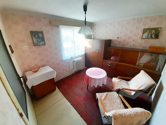 Prostorný rodinný dům 5+1 s garáží a zahradou 315m2, Kojetín - 11