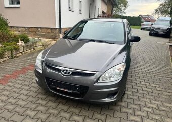 Hyundai i30, 1,6 CW CRDi klima sada kol - 11