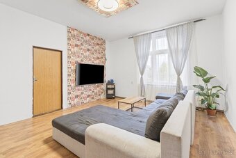 Prodej vícegeneračního domu Měšice u Prahy - 11