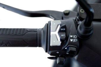 YUKI 125i YMAX Novinka - 11