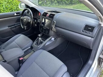 Volkswagen Golf V Combi 1.9 TDI 77kW Navi Tažné ALU R17 2009 - 11