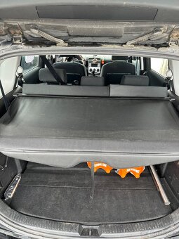 Prodám nebo vyměním Mazda 5 benzín 7 míst - 11