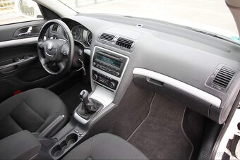 OCTAVIA 2, 2.0Tdi-103kw+CR,FAMILY,Xenon,Swing,Tažné,PDC,r16 - 11