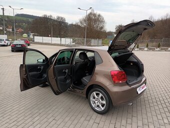 Volkswagen Polo 1,2 TSI TREND,SERVISKA,VÝHŘEV - 11
