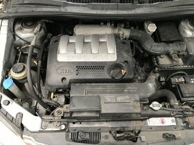 Kia Carens 2 1,8 16V 2003 93kW-KRASNA JEZDI - dily - 11