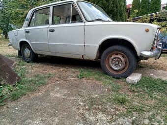 Lada 2101 dve auta - 11