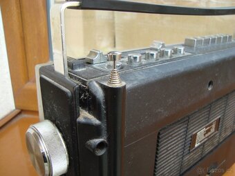 Radiomagnetofon Universum - 11