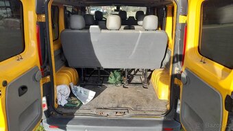 Opel vivaro 9 míst rok 2014 - 11