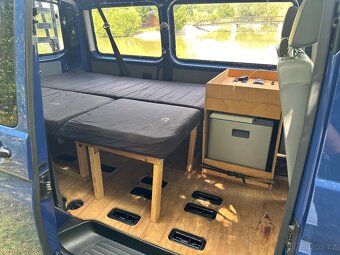 VW Transporter T5 1.9 TDi Spaní 9 Míst Klima Historie 2.Maj - 11