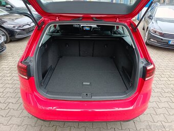 VW Passat B8 Variant 2.0TDI 110kW DSG - záruka Autodraft - 11