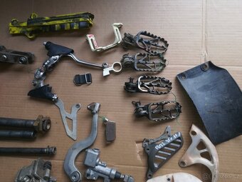 Suzuki RMZ 450 motocross rok 2010 dily - 11