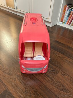 Barbie karavan se skluzavkou a Lola a Barbie panenkami - 11
