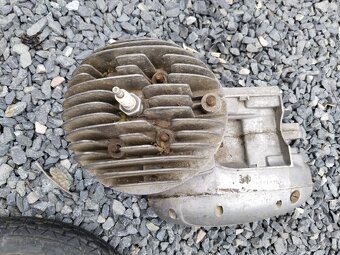 ČZ 125, 175, 250 a sport - 11