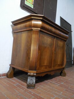 Skříňka komoda - 11