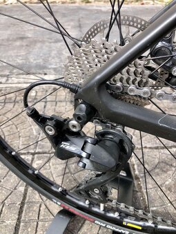 GIANT DEFY ADVANCED PRO 1 - vel. M/L - 11