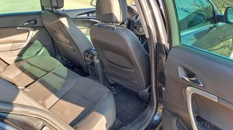 Opel Insignia kombi 2.0 CDTI 125kw ČR 2016 189.000km manuál - 11