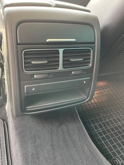 VW Touareg R-Line r.v 2016,CZ,DPH - 11