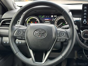 Toyota Camry 2024 - 11