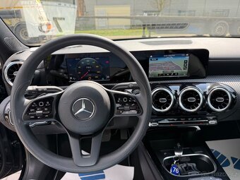 Mercedes-Benz A 200 - 11