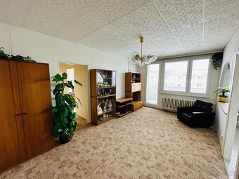 Pronajmu 3+1/L 80 m2, lodžie, Praha 8 Karlín - 11