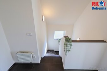 Prodej samostatného rodinného domu o dispozici 5+kk v Českém - 11