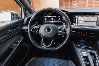 Volkswagen Golf 8R 2.0 TSI 4MOTION DPH - 11